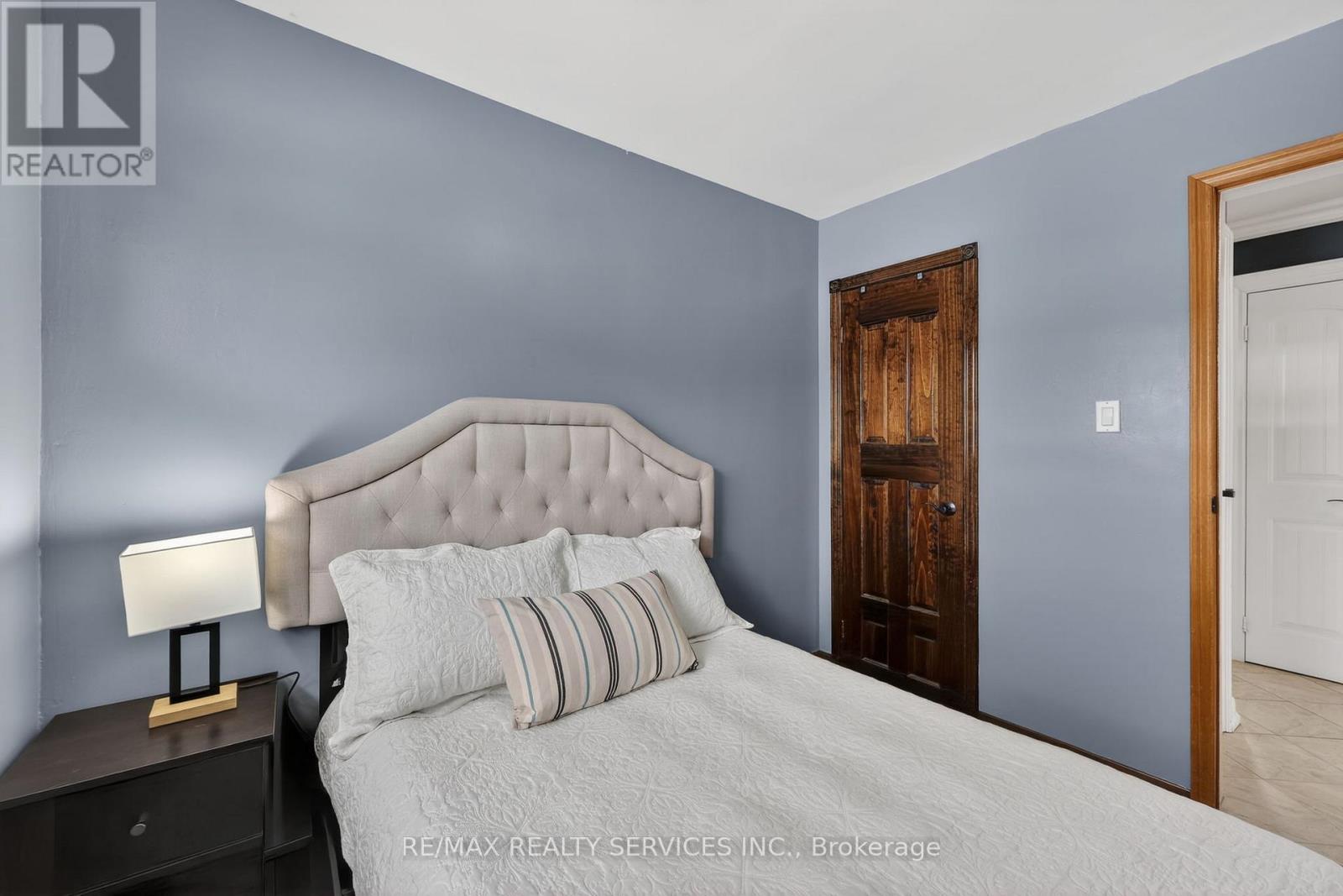 64 River Drive, Halton Hills (Georgetown), Ontario  L7G 2J2 - Photo 22 - W12834122