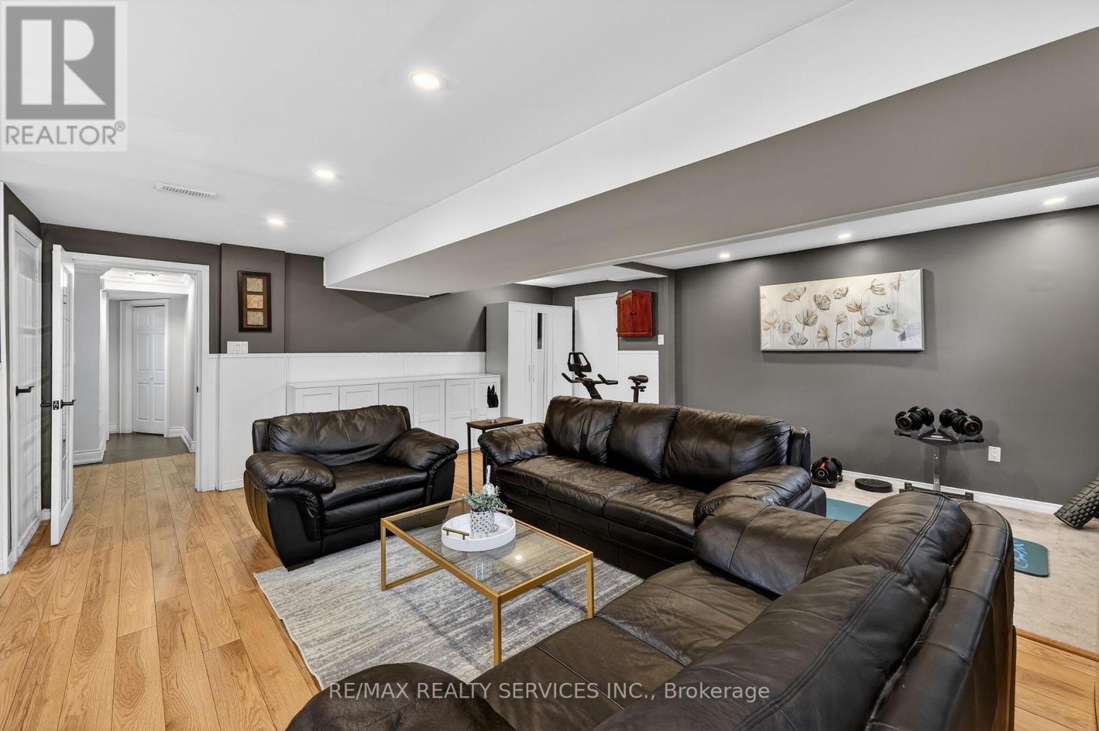 64 River Drive, Halton Hills (Georgetown), Ontario  L7G 2J2 - Photo 29 - W12834122