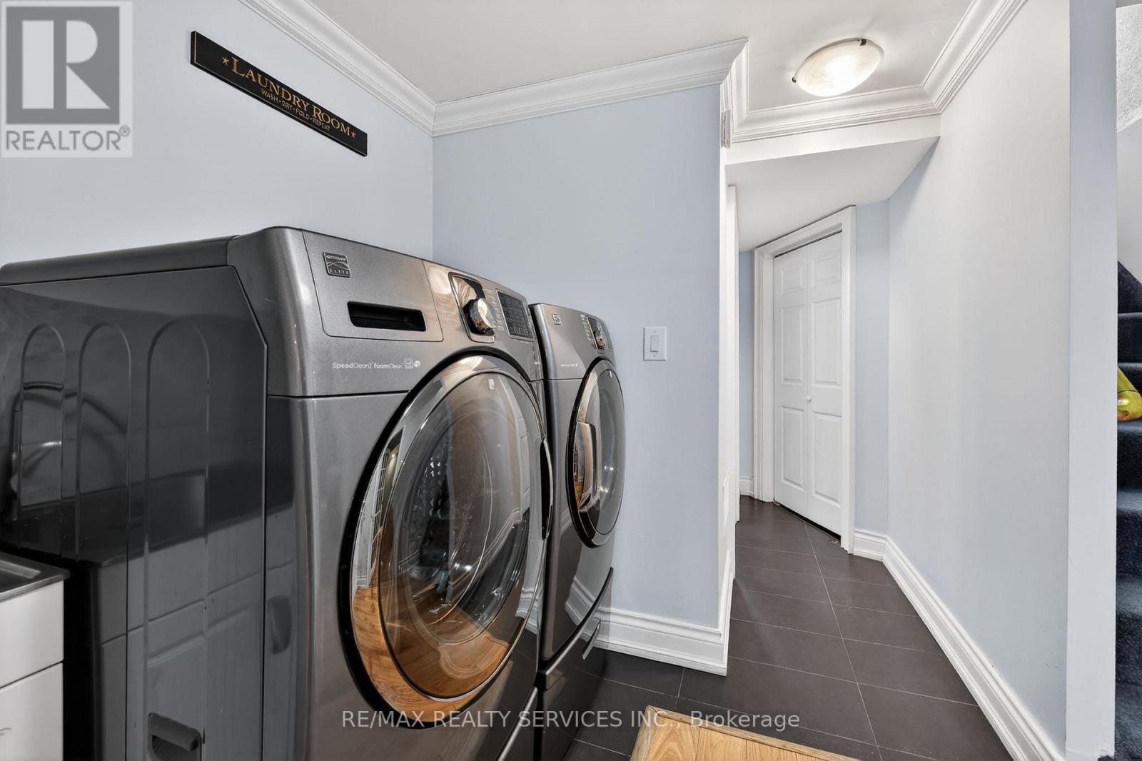 64 River Drive, Halton Hills (Georgetown), Ontario  L7G 2J2 - Photo 33 - W12834122