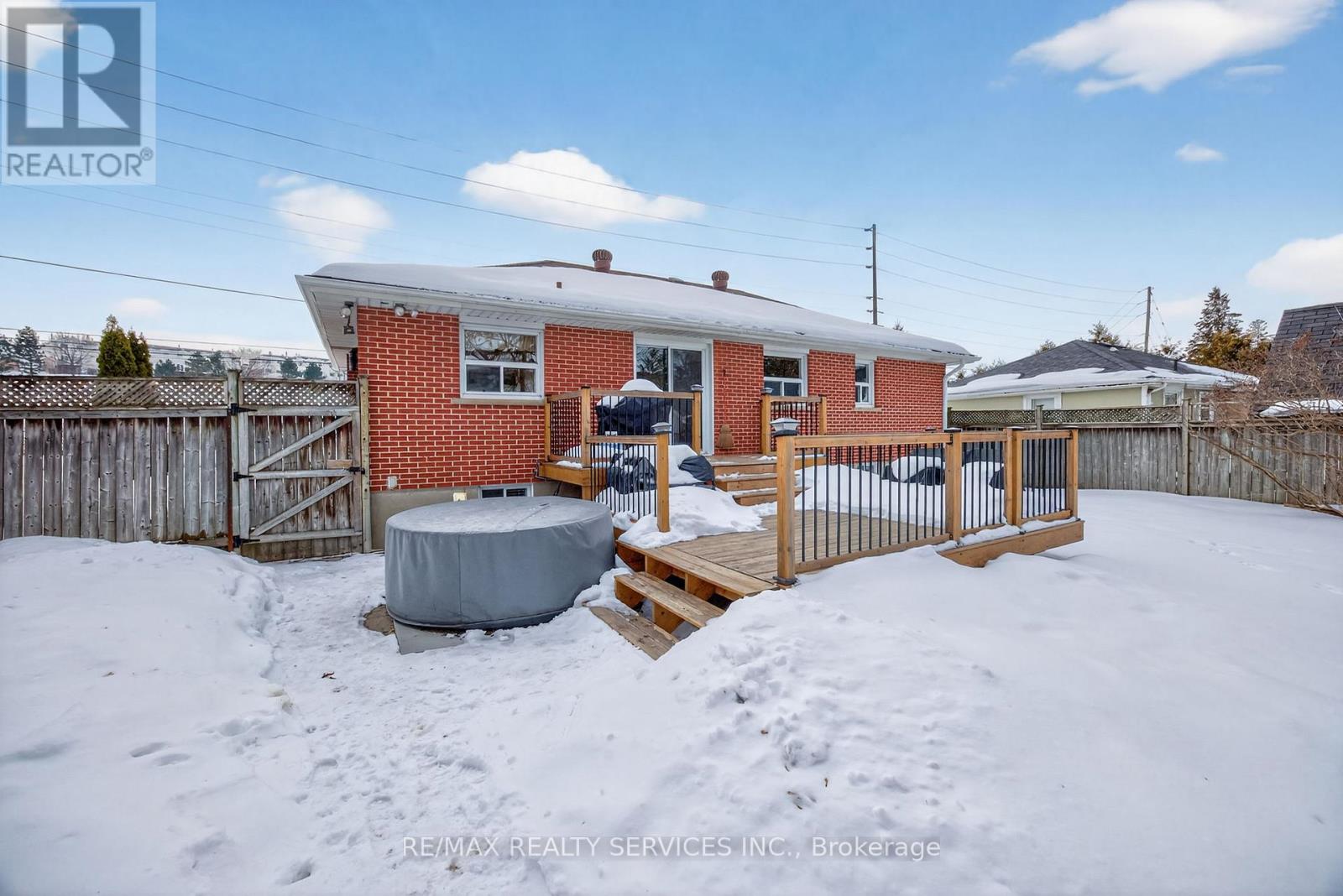 64 River Drive, Halton Hills (Georgetown), Ontario  L7G 2J2 - Photo 34 - W12834122