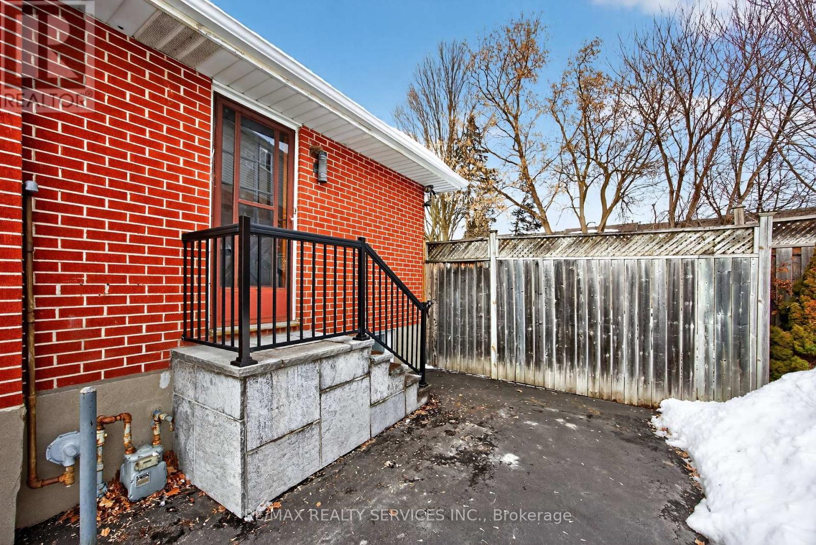 64 River Drive, Halton Hills (Georgetown), Ontario  L7G 2J2 - Photo 40 - W12834122