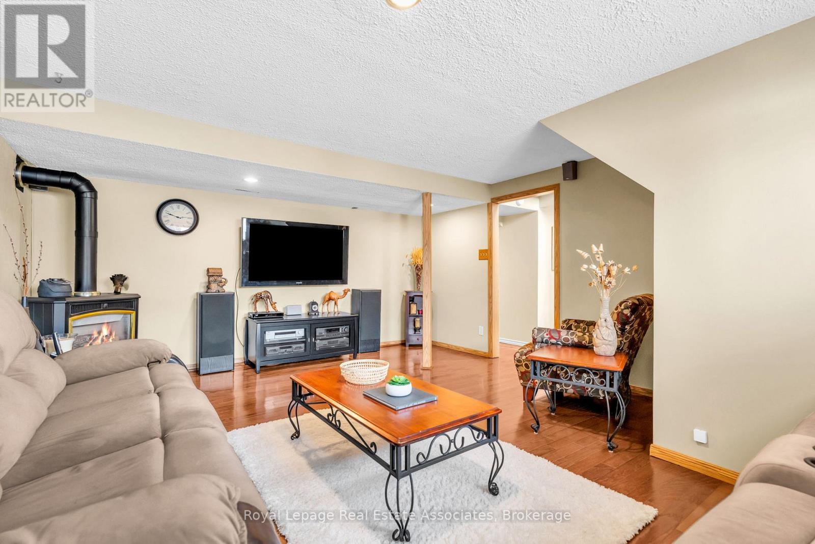 29 Norman Avenue, Halton Hills (Ac Acton), Ontario  L7J 2R6 - Photo 29 - W12840344