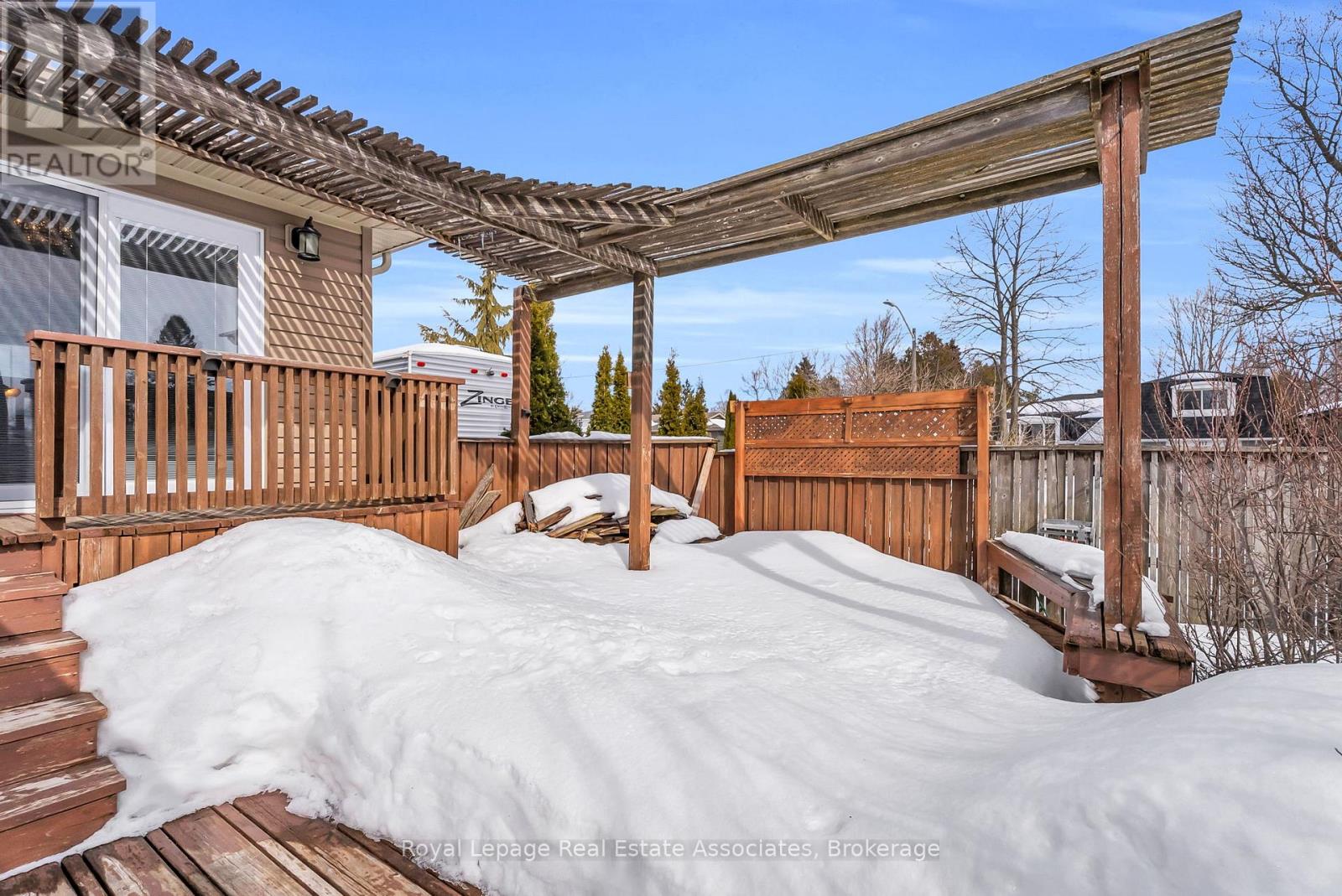 29 Norman Avenue, Halton Hills (Ac Acton), Ontario  L7J 2R6 - Photo 35 - W12840344