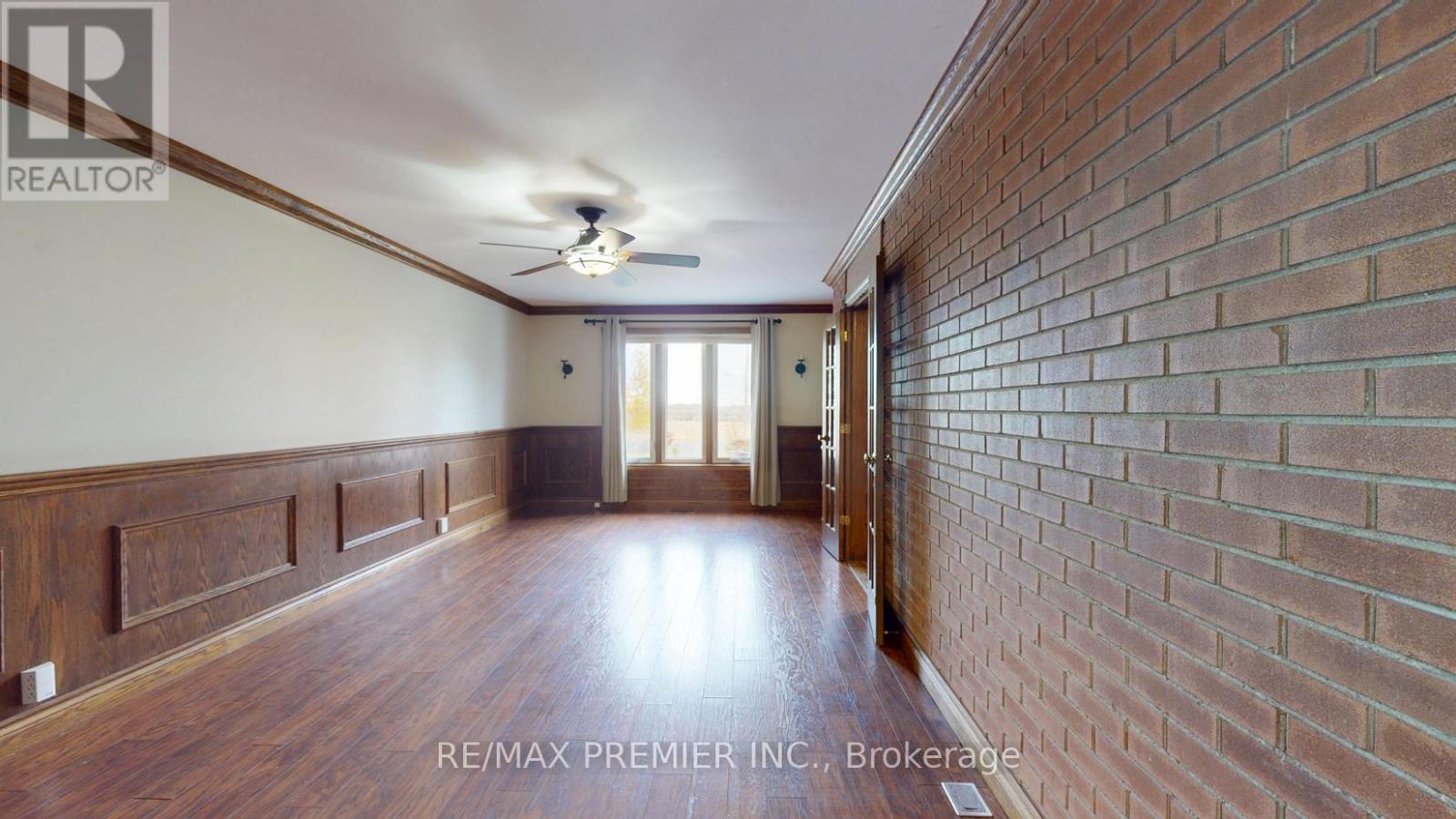 9190 Trafalgar Road, Halton Hills (Rural Halton Hills), Ontario  L7G 4S5 - Photo 16 - W12840390