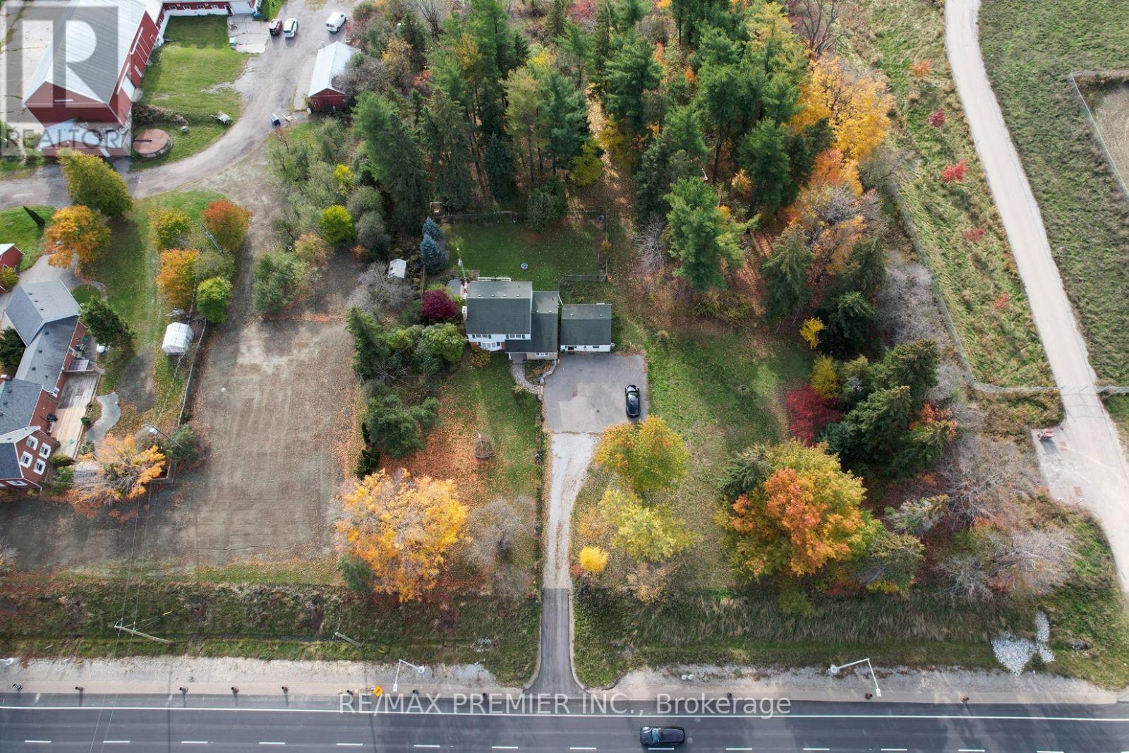 9190 Trafalgar Road, Halton Hills (Rural Halton Hills), Ontario  L7G 4S5 - Photo 34 - W12840390