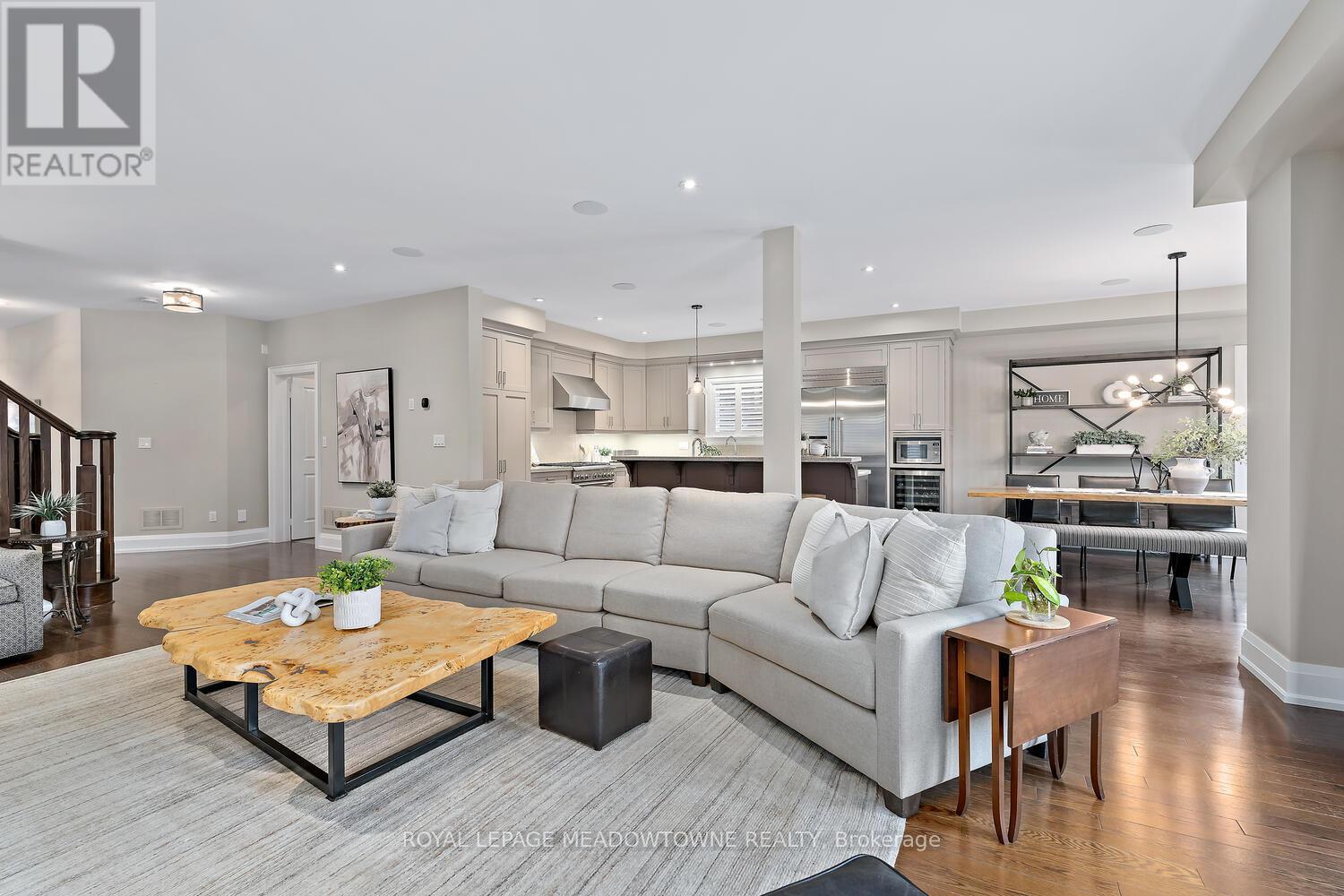 65 Foxtail Court, Halton Hills (Georgetown), Ontario  L7G 0G3 - Photo 10 - W12841600