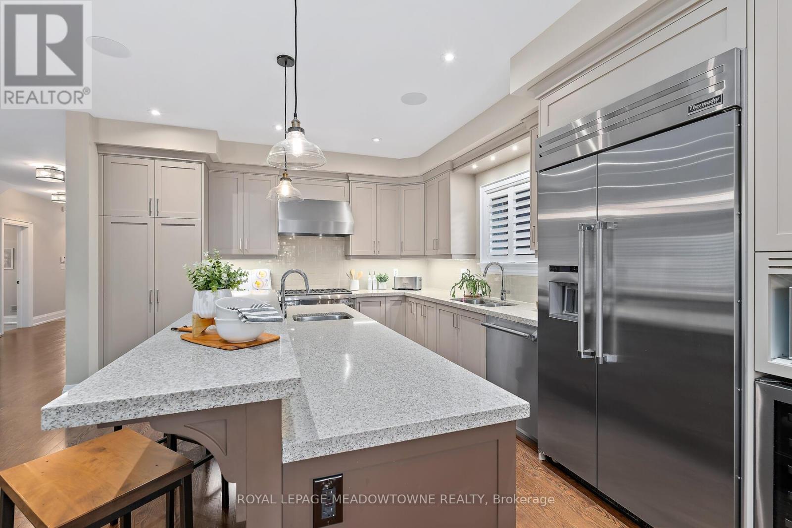 65 Foxtail Court, Halton Hills (Georgetown), Ontario  L7G 0G3 - Photo 13 - W12841600