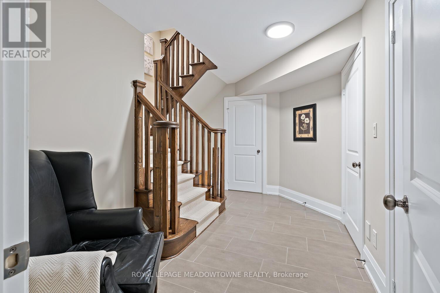 65 Foxtail Court, Halton Hills (Georgetown), Ontario  L7G 0G3 - Photo 33 - W12841600