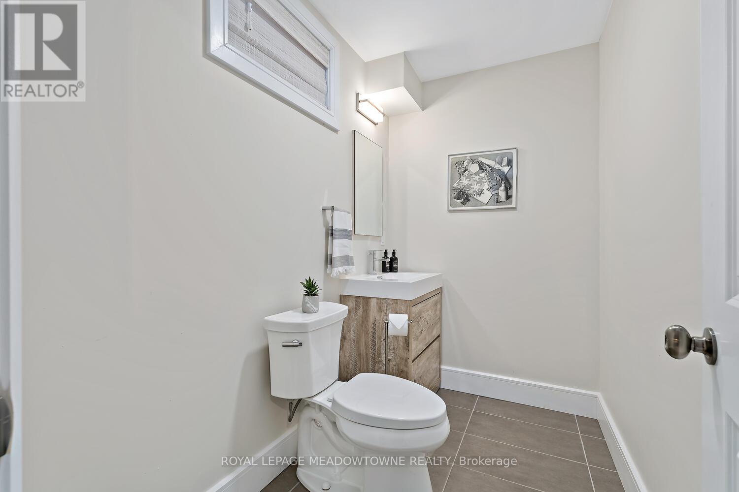 65 Foxtail Court, Halton Hills (Georgetown), Ontario  L7G 0G3 - Photo 36 - W12841600