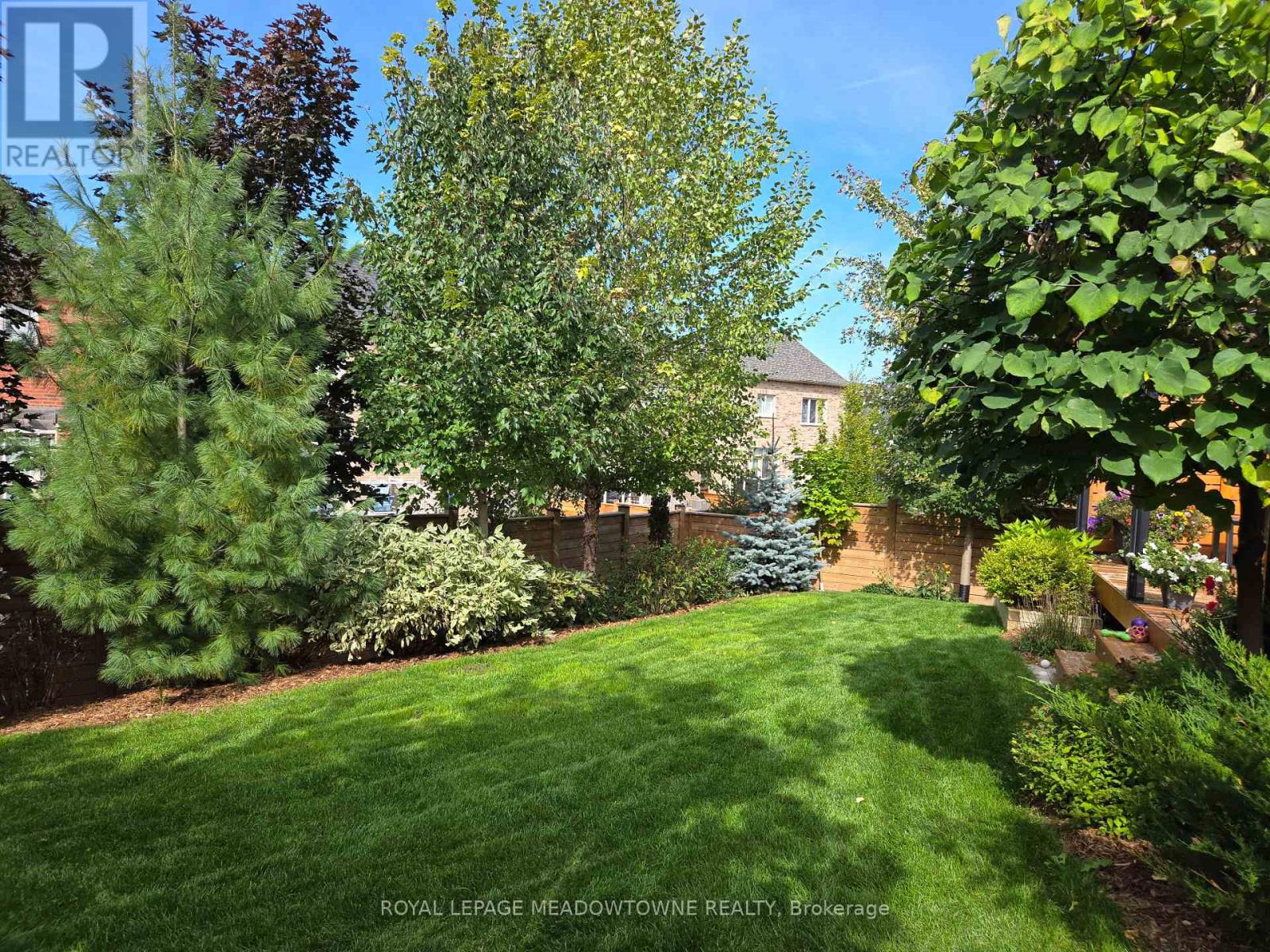 65 Foxtail Court, Halton Hills (Georgetown), Ontario  L7G 0G3 - Photo 44 - W12841600