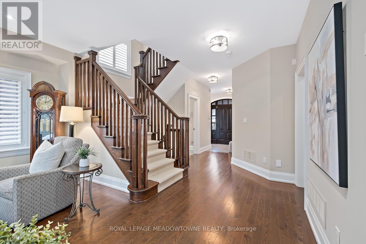 65 Foxtail Court, Halton Hills (Georgetown), Ontario  L7G 0G3 - Photo 7 - W12841600