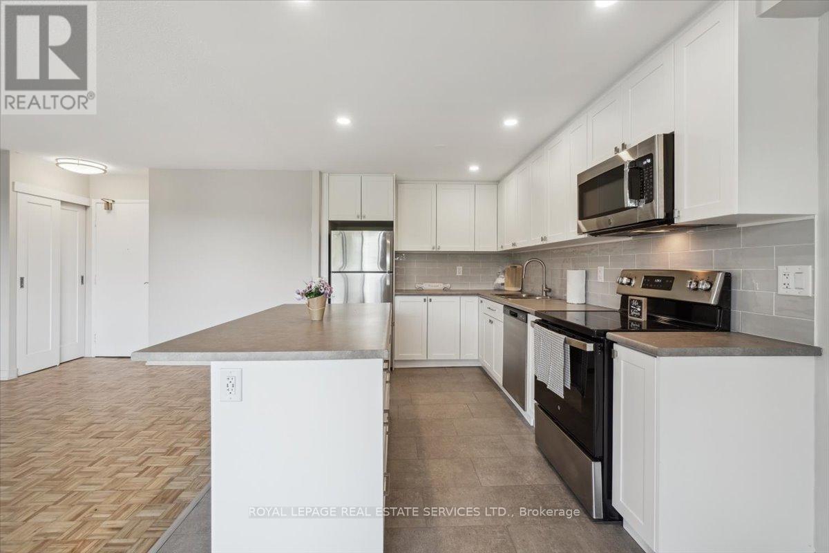 207 - 60 Park Avenue, Halton Hills (Georgetown), Ontario  L7G 4Y9 - Photo 8 - W12843114