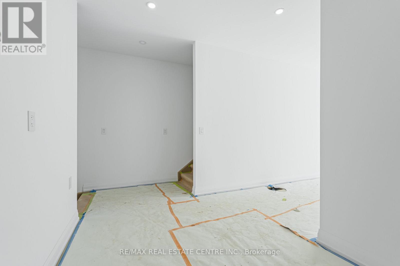 19 James Street, Halton Hills (Georgetown), Ontario  L7G 2H2 - Photo 11 - W12843236