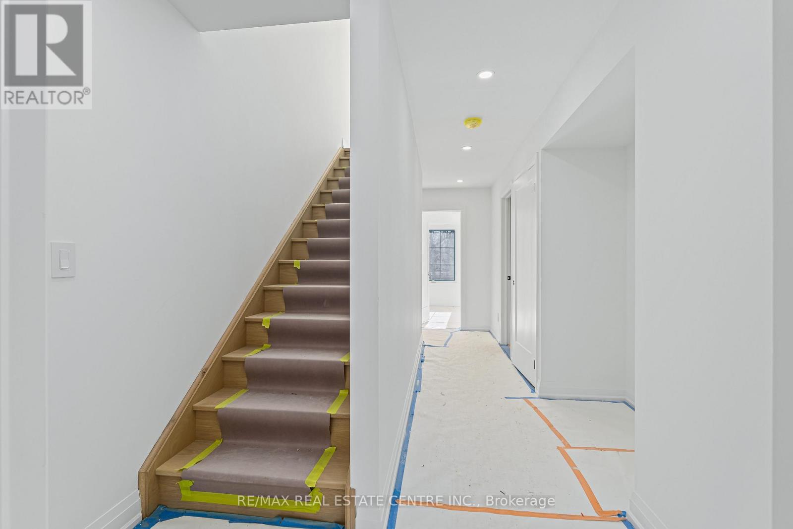 19 James Street, Halton Hills (Georgetown), Ontario  L7G 2H2 - Photo 28 - W12843236