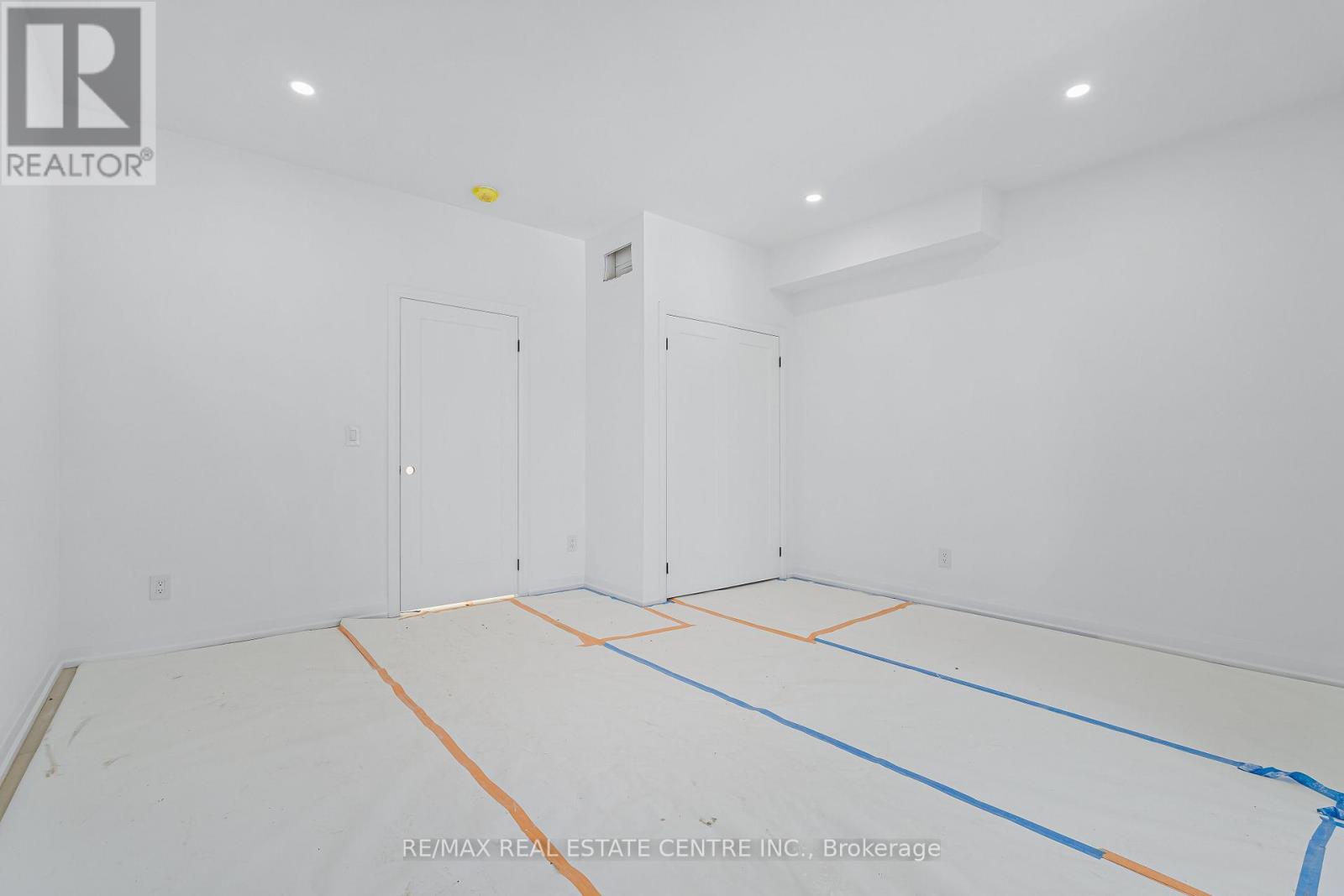 19 James Street, Halton Hills (Georgetown), Ontario  L7G 2H2 - Photo 33 - W12843236