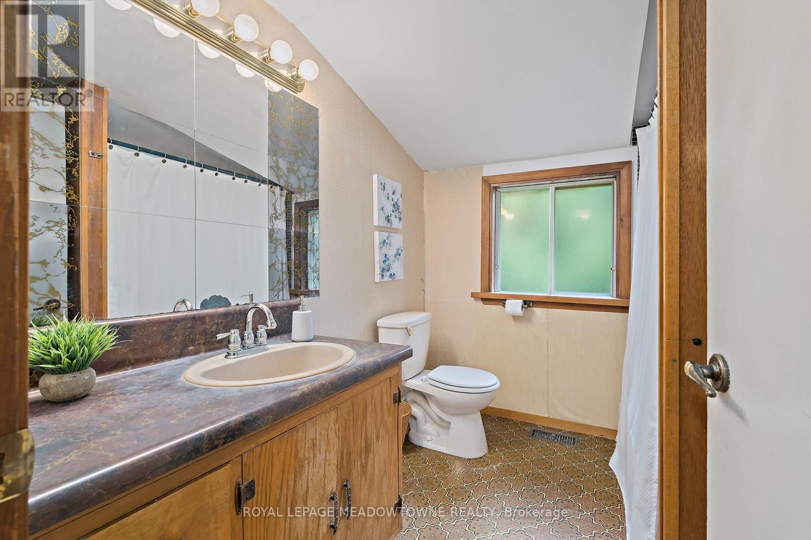 11369 22 Side Road, Halton Hills (Limehouse), Ontario  L0P 1H0 - Photo 29 - W12843416