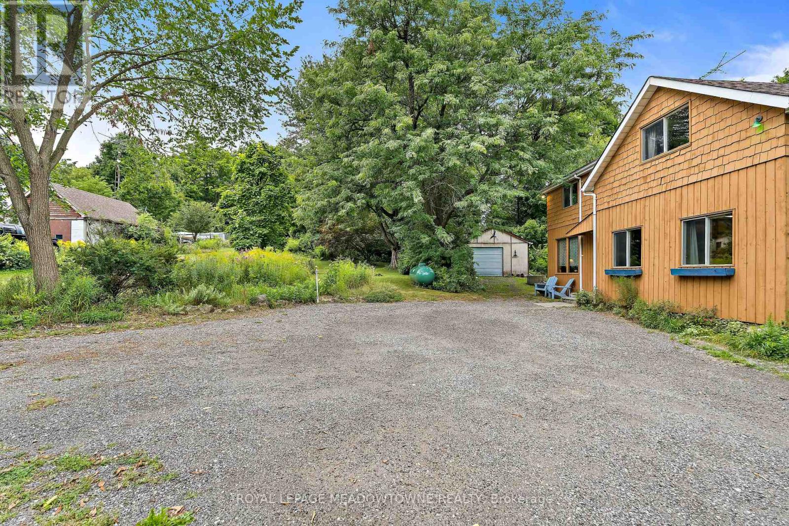 11369 22 Side Road, Halton Hills (Limehouse), Ontario  L0P 1H0 - Photo 4 - W12843416