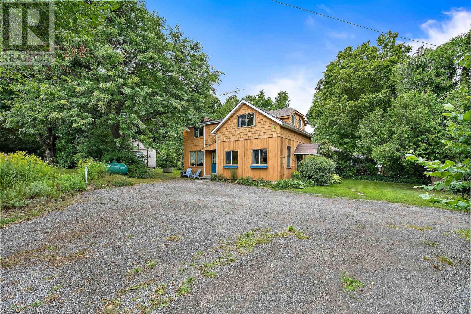 11369 22 Side Road, Halton Hills (Limehouse), Ontario  L0P 1H0 - Photo 5 - W12843416