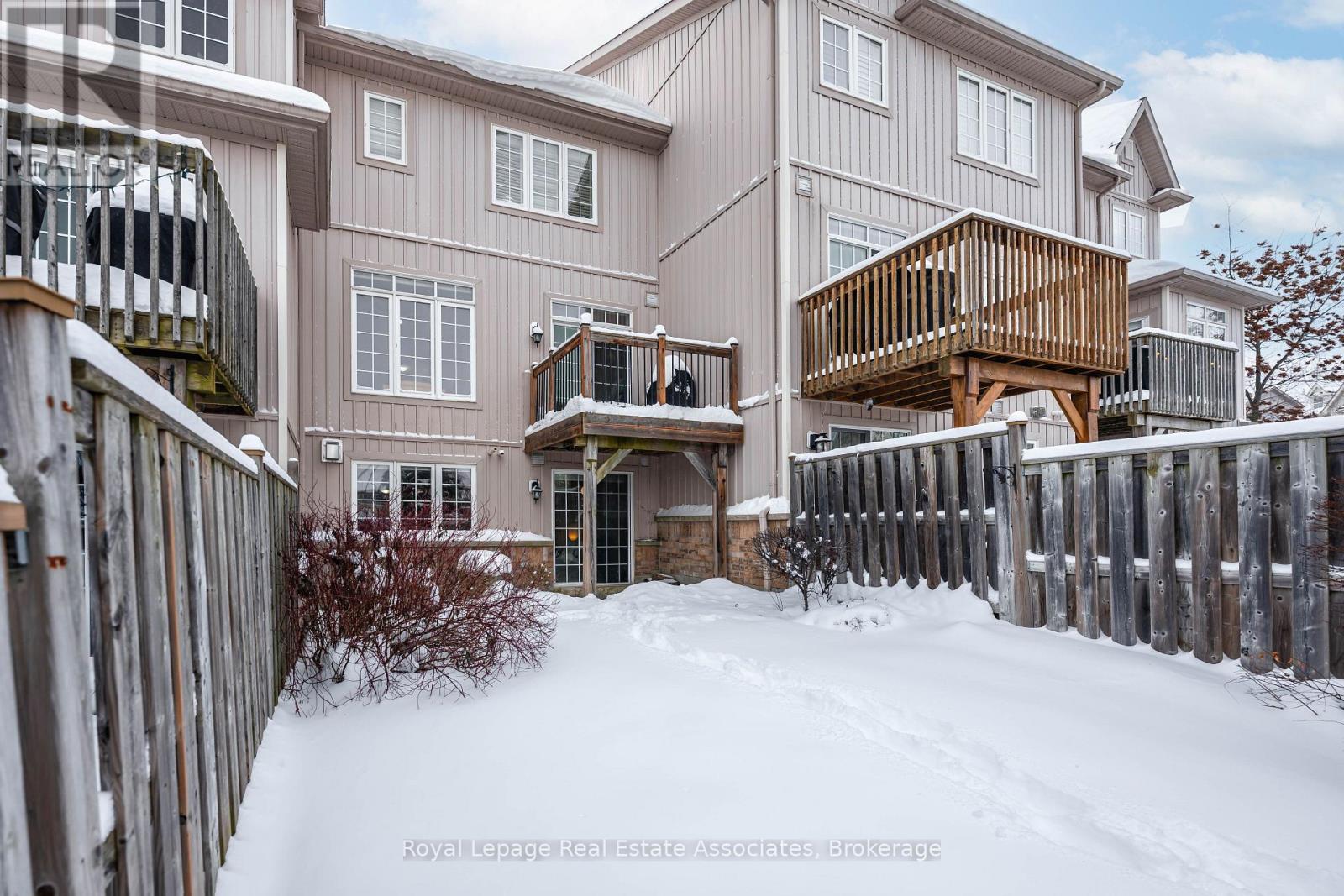 44 Sutcliff Lane, Halton Hills (Georgetown), Ontario  L7G 0C2 - Photo 35 - W12844346