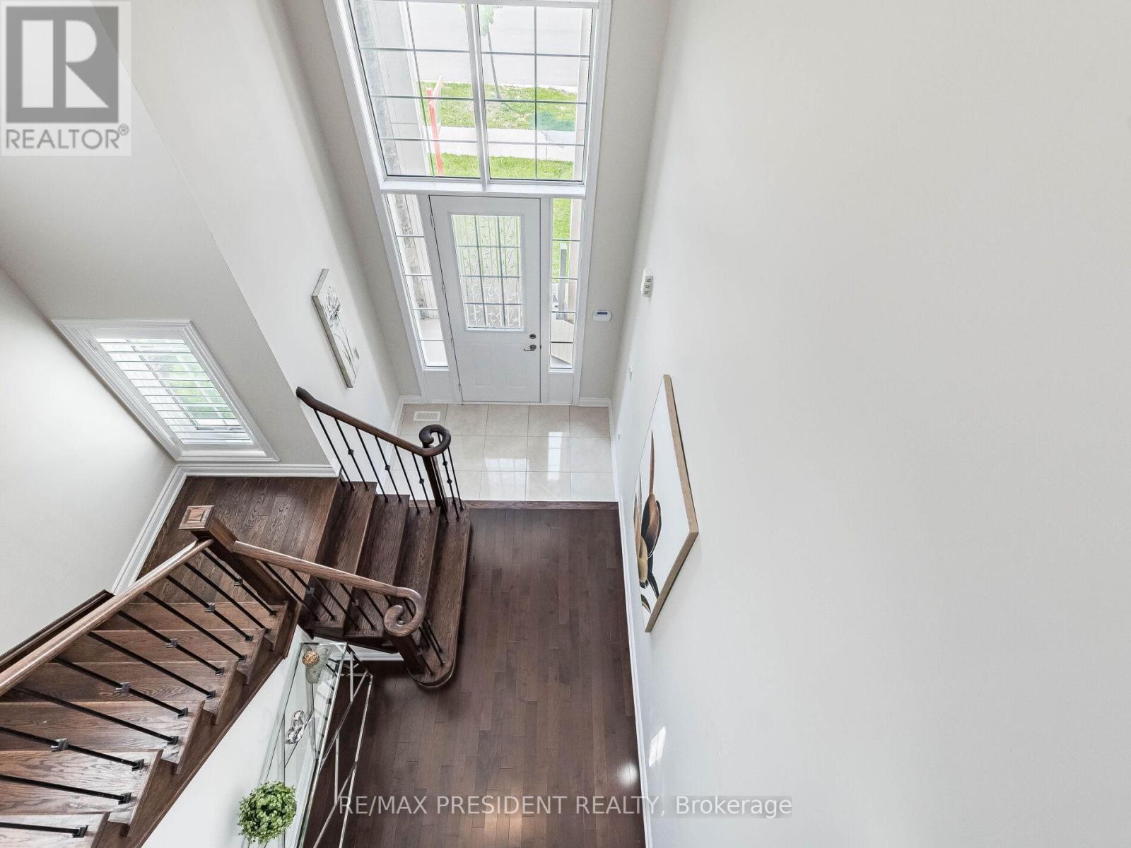 16 Monarch Drive, Halton Hills (Georgetown), Ontario  L7G 0M6 - Photo 39 - W12845336