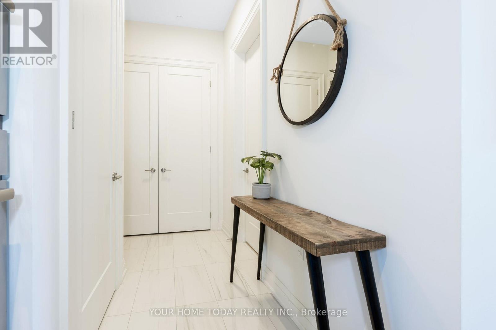 610 - 42 Mill Street, Halton Hills (Georgetown), Ontario  L7G 0P9 - Photo 4 - W12845360