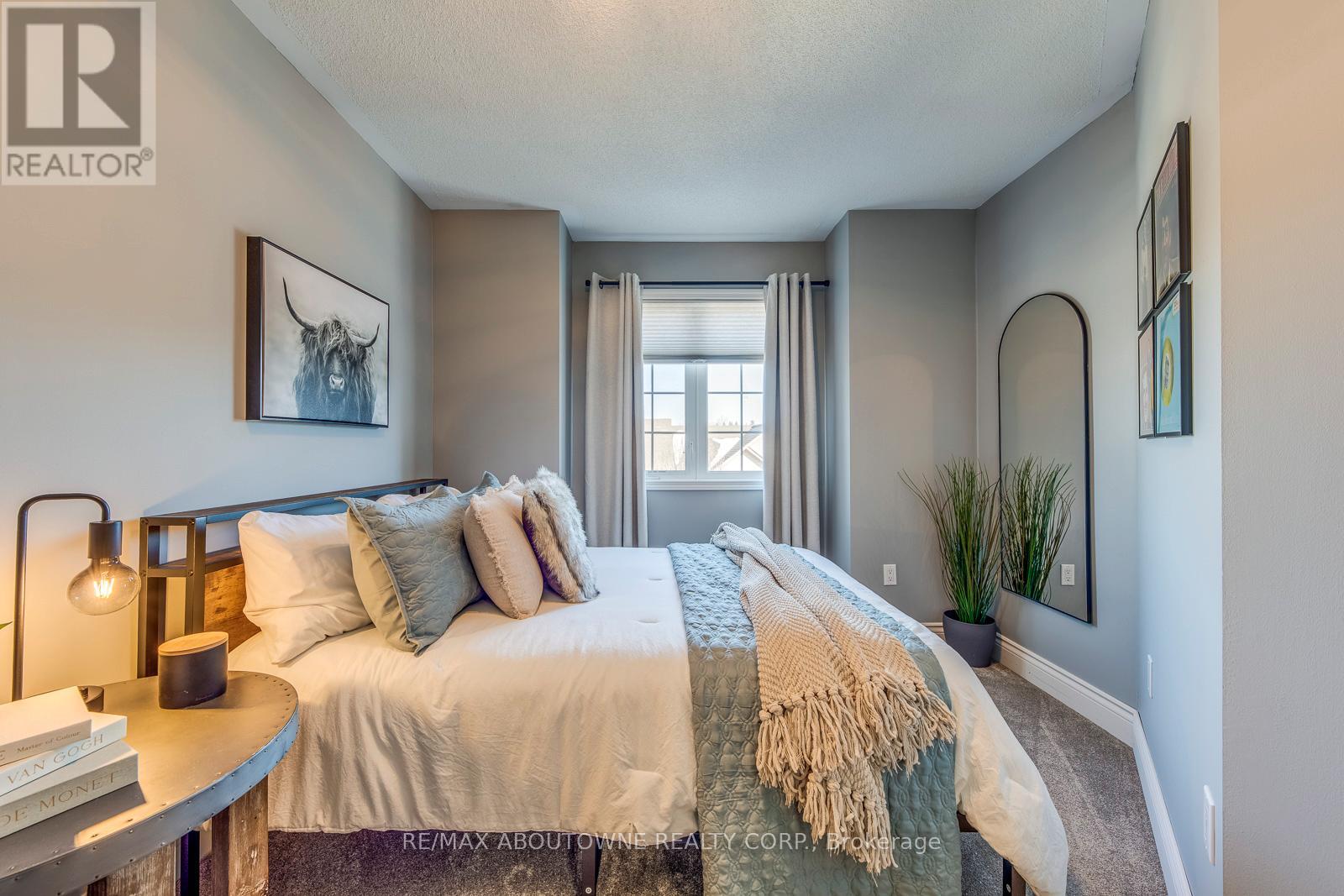 34 Palomino Trail, Halton Hills (Georgetown), Ontario  L7G 6E9 - Photo 28 - W12847200