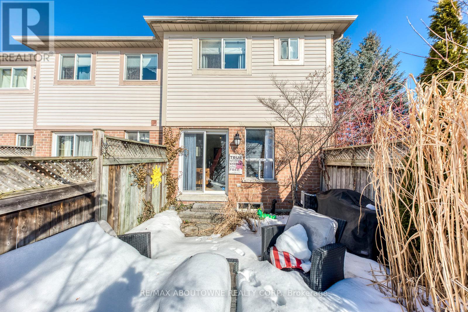 34 Palomino Trail, Halton Hills (Georgetown), Ontario  L7G 6E9 - Photo 36 - W12847200