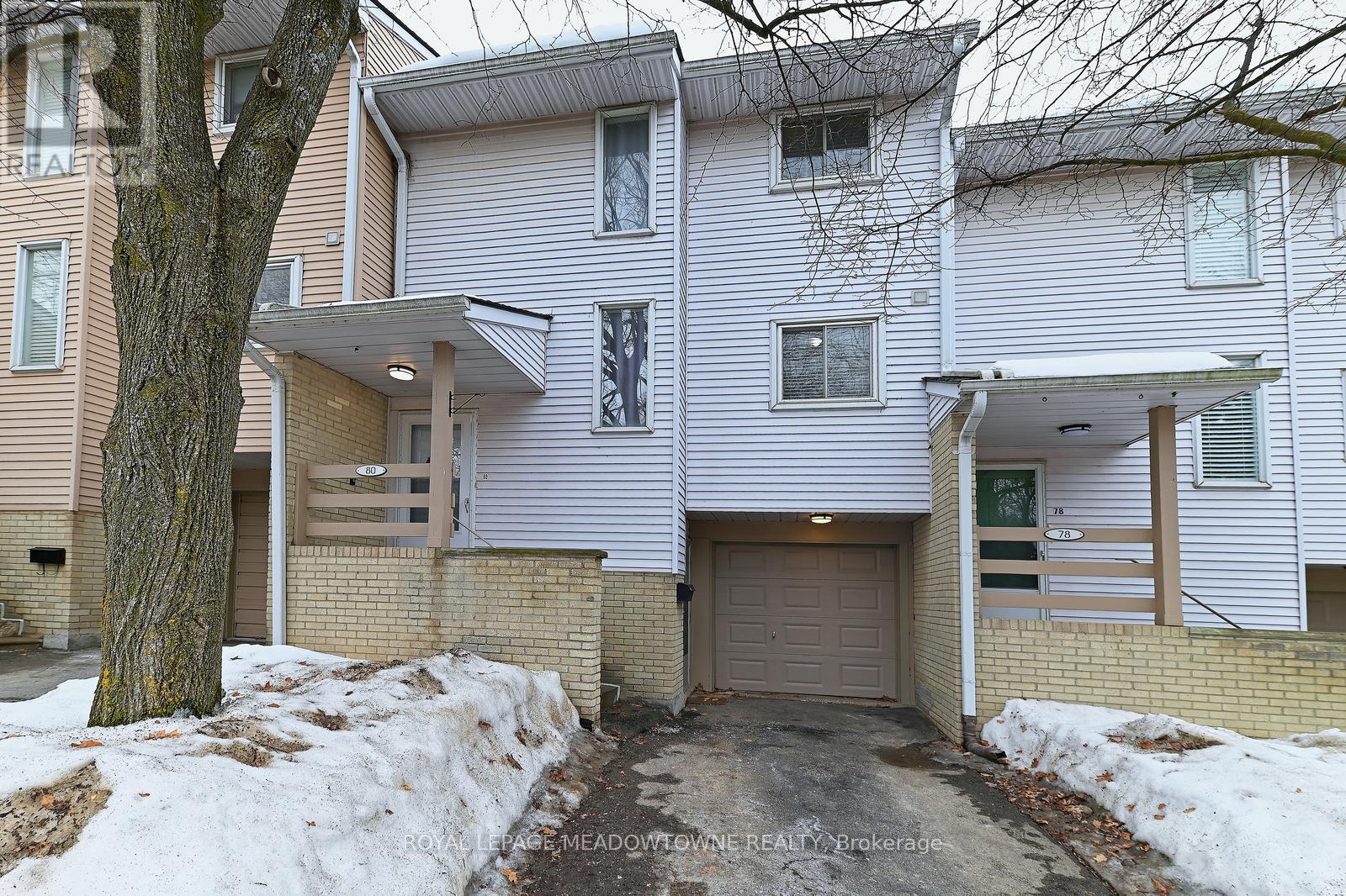 74 - 80 Lynden Circle, Halton Hills (Georgetown), Ontario  L7G 4Y8 - Photo 1 - W12853436