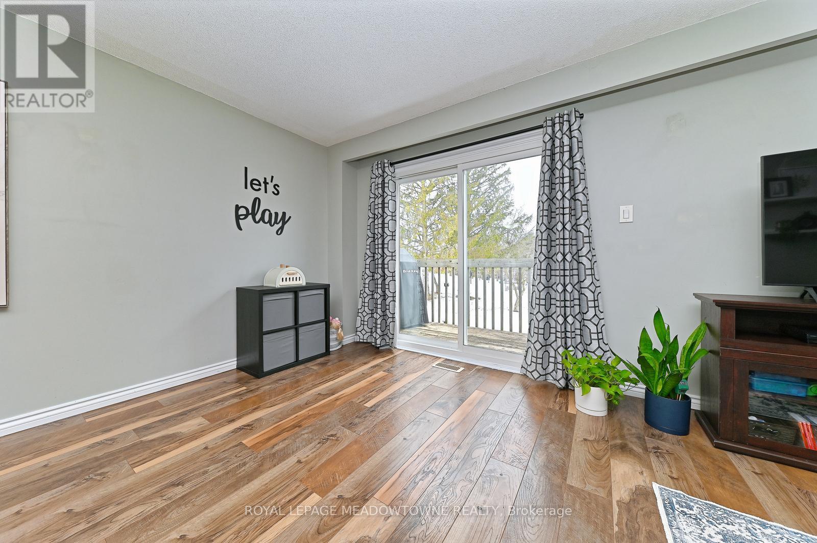 74 - 80 Lynden Circle, Halton Hills (Georgetown), Ontario  L7G 4Y8 - Photo 14 - W12853436