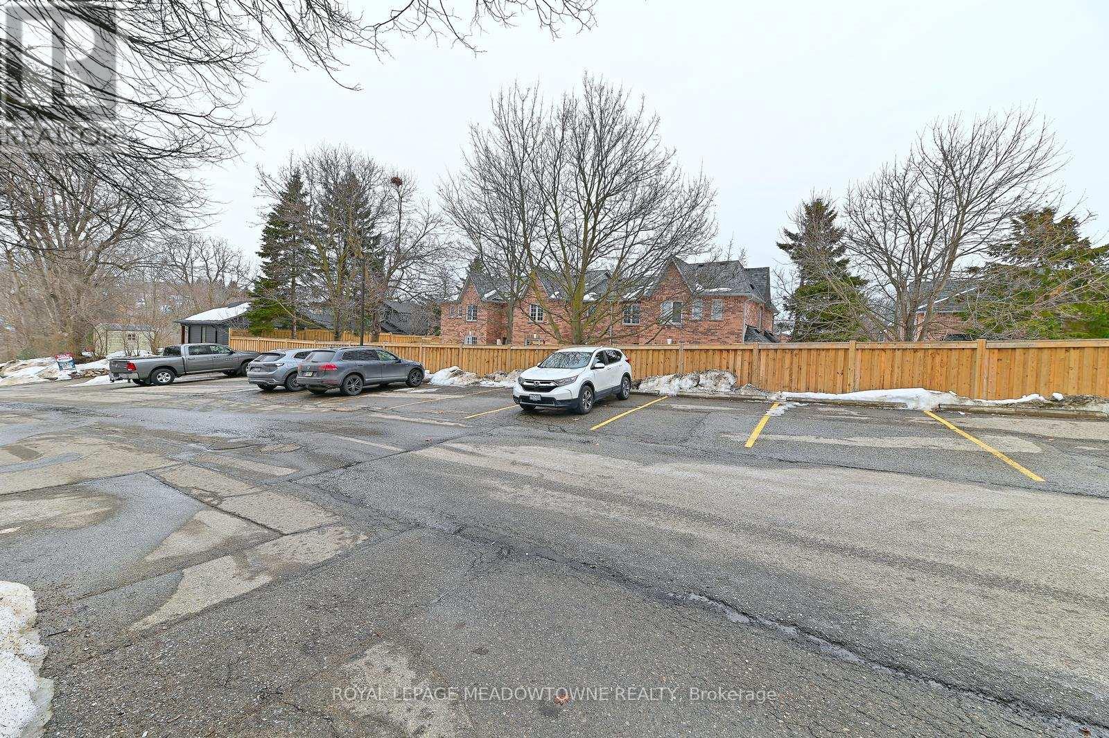 74 - 80 Lynden Circle, Halton Hills (Georgetown), Ontario  L7G 4Y8 - Photo 30 - W12853436