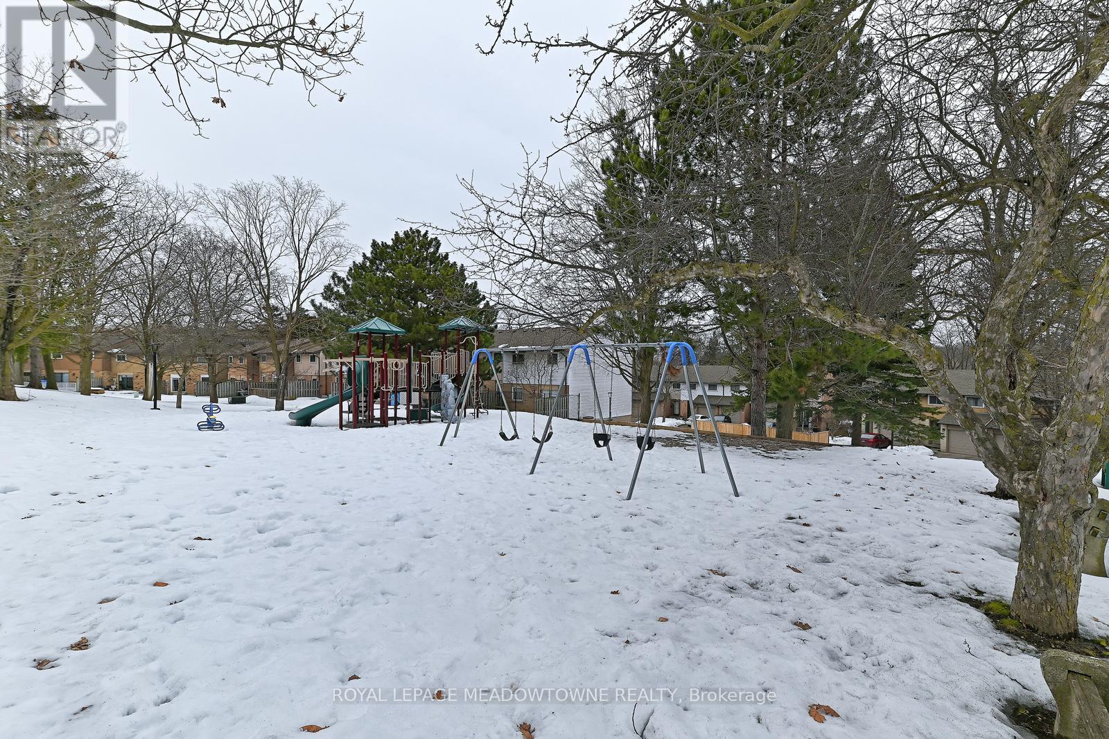 74 - 80 Lynden Circle, Halton Hills (Georgetown), Ontario  L7G 4Y8 - Photo 32 - W12853436