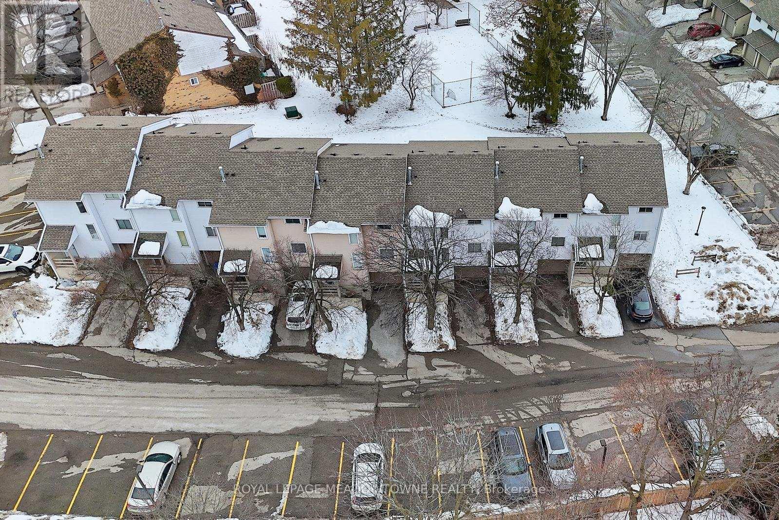 74 - 80 Lynden Circle, Halton Hills (Georgetown), Ontario  L7G 4Y8 - Photo 34 - W12853436