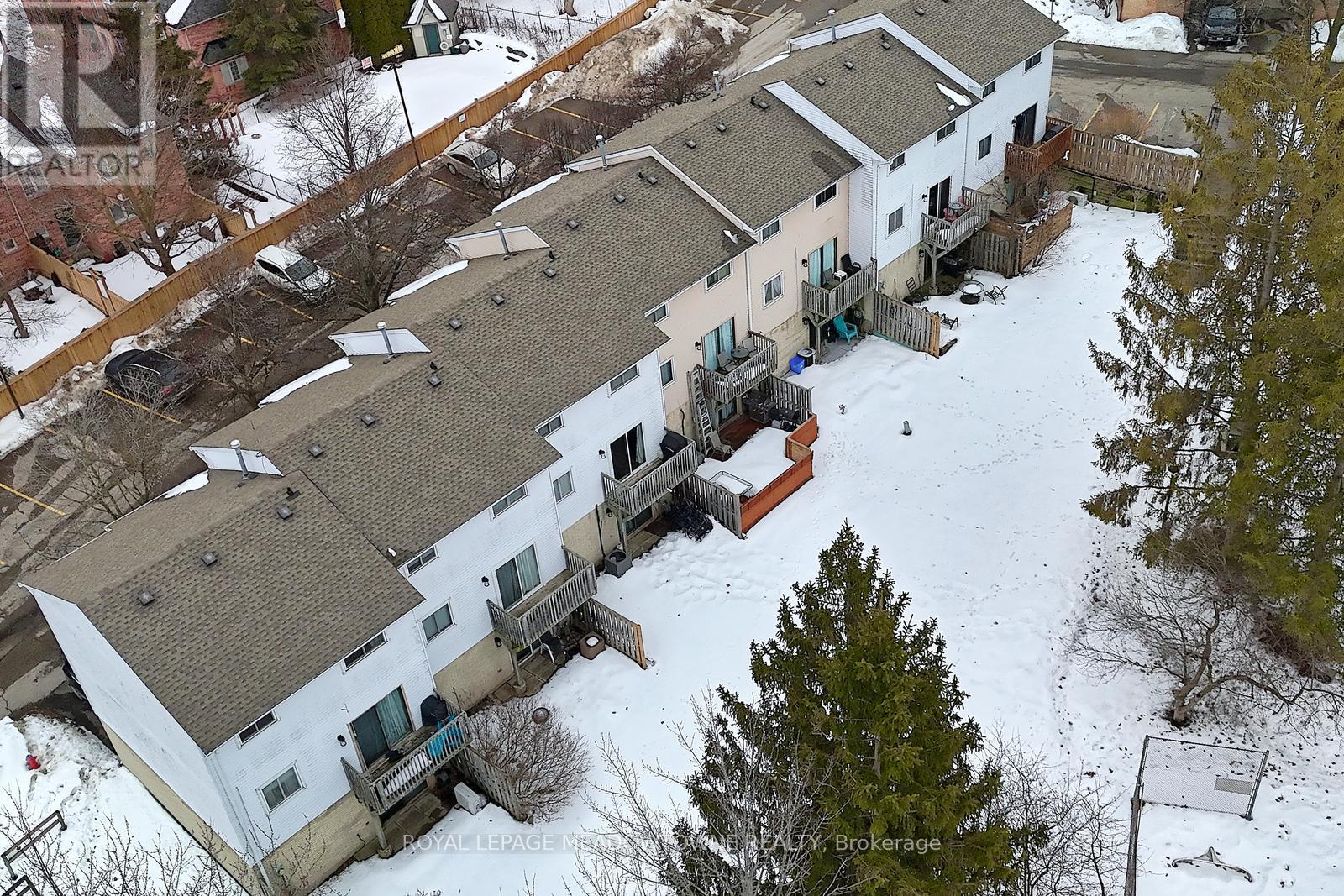 74 - 80 Lynden Circle, Halton Hills (Georgetown), Ontario  L7G 4Y8 - Photo 35 - W12853436