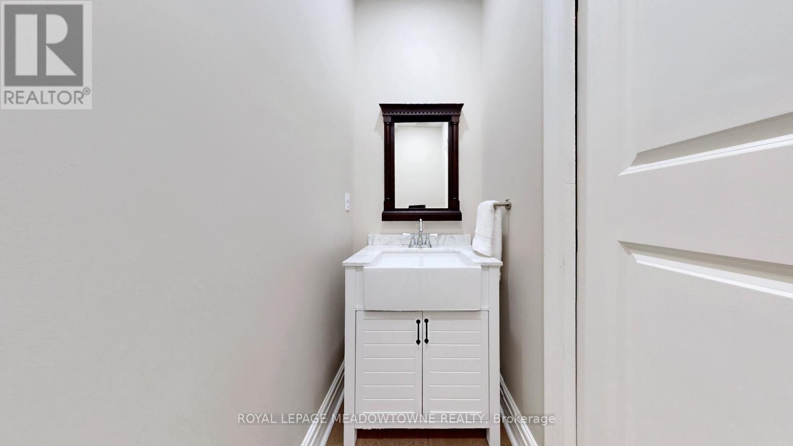 5595 25 Side Road, Milton (Na Rural Nassagaweya), Ontario  L7J 2L7 - Photo 28 - W12854686