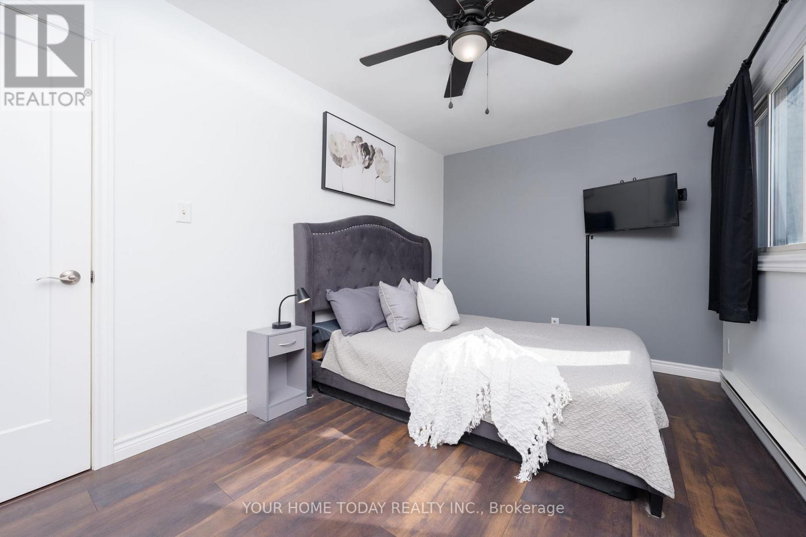 29 - 108 Sinclair Avenue, Halton Hills (Georgetown), Ontario  L7G 1J4 - Photo 19 - W12855174