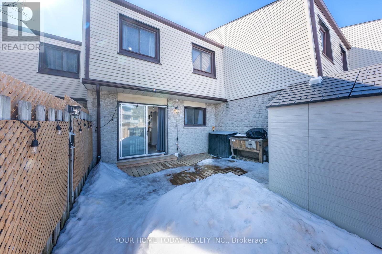 29 - 108 Sinclair Avenue, Halton Hills (Georgetown), Ontario  L7G 1J4 - Photo 31 - W12855174