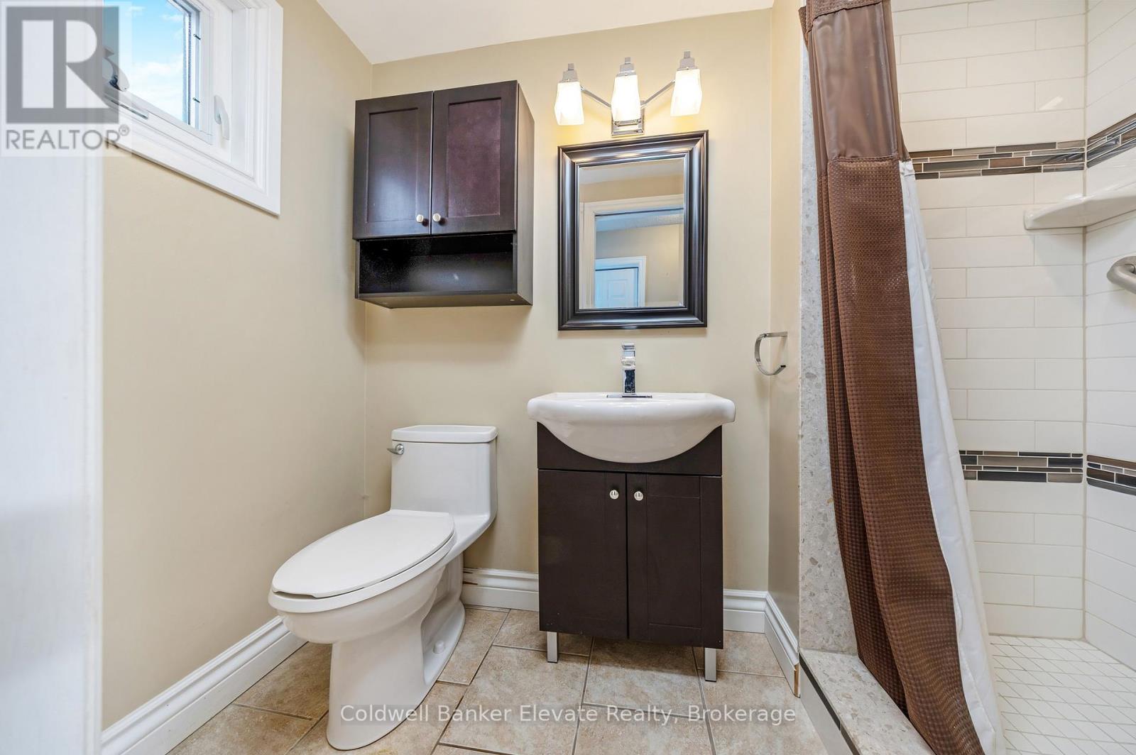 234 Delrex Boulevard, Halton Hills (Georgetown), Ontario  L7G 4E9 - Photo 24 - W12855190