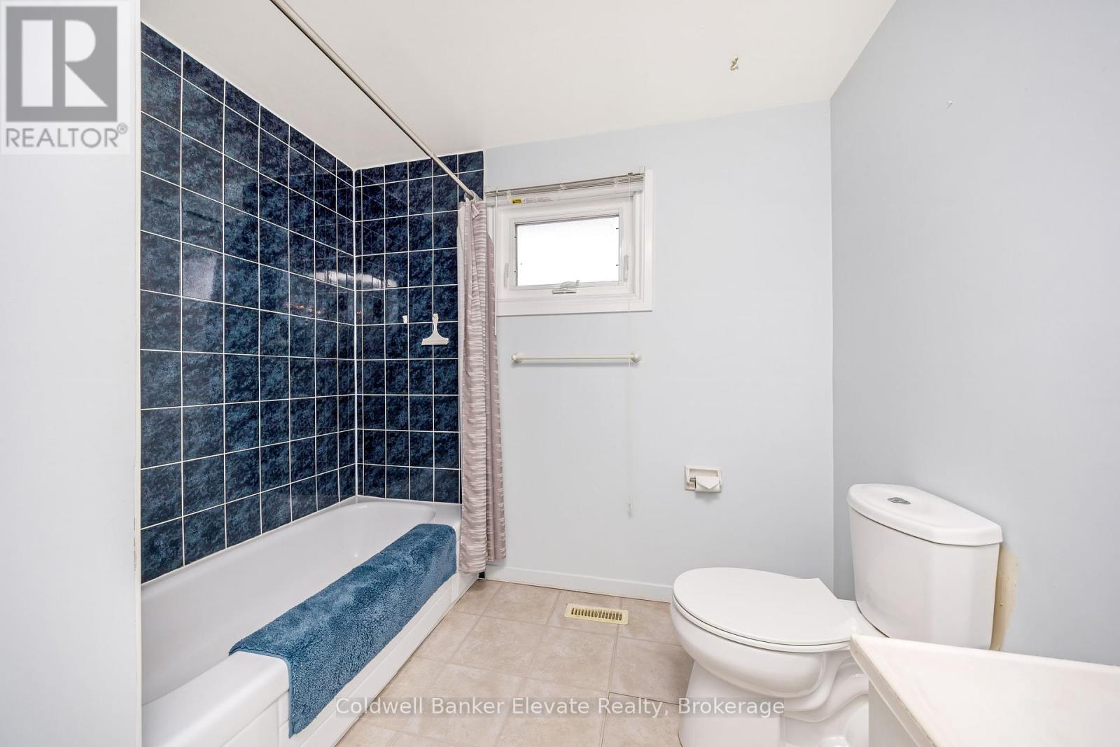 234 Delrex Boulevard, Halton Hills (Georgetown), Ontario  L7G 4E9 - Photo 30 - W12855190