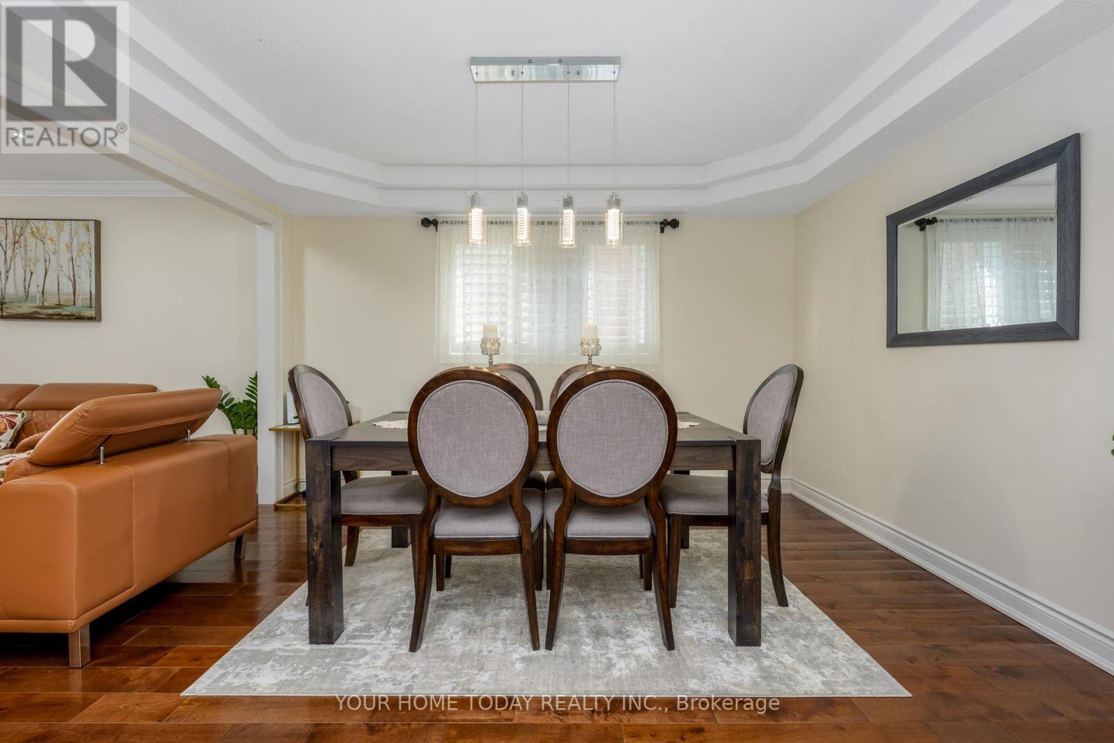 49 Miller Drive, Halton Hills (Georgetown), Ontario  L7G 5P7 - Photo 10 - W12855272