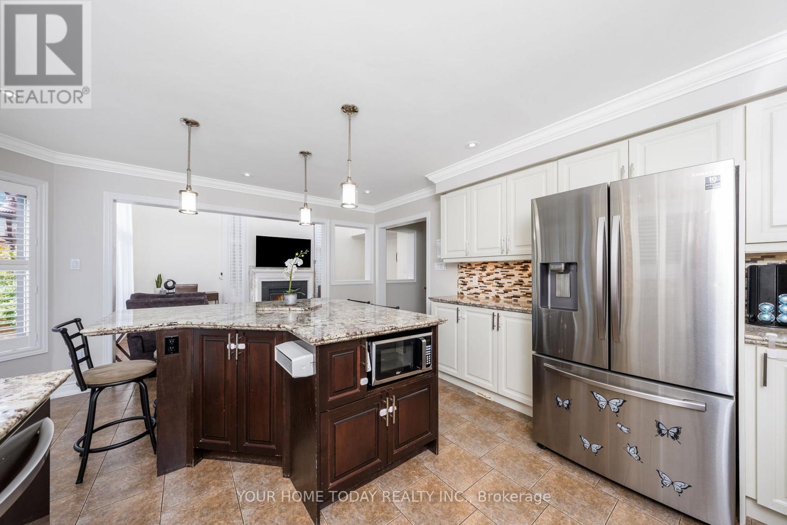 49 Miller Drive, Halton Hills (Georgetown), Ontario  L7G 5P7 - Photo 13 - W12855272