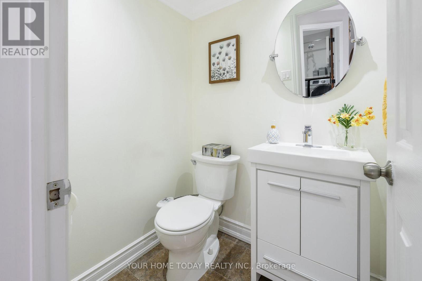 49 Miller Drive, Halton Hills (Georgetown), Ontario  L7G 5P7 - Photo 18 - W12855272