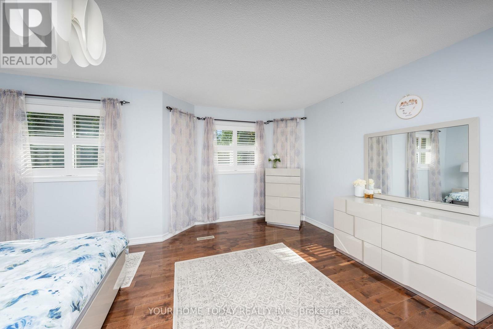 49 Miller Drive, Halton Hills (Georgetown), Ontario  L7G 5P7 - Photo 23 - W12855272