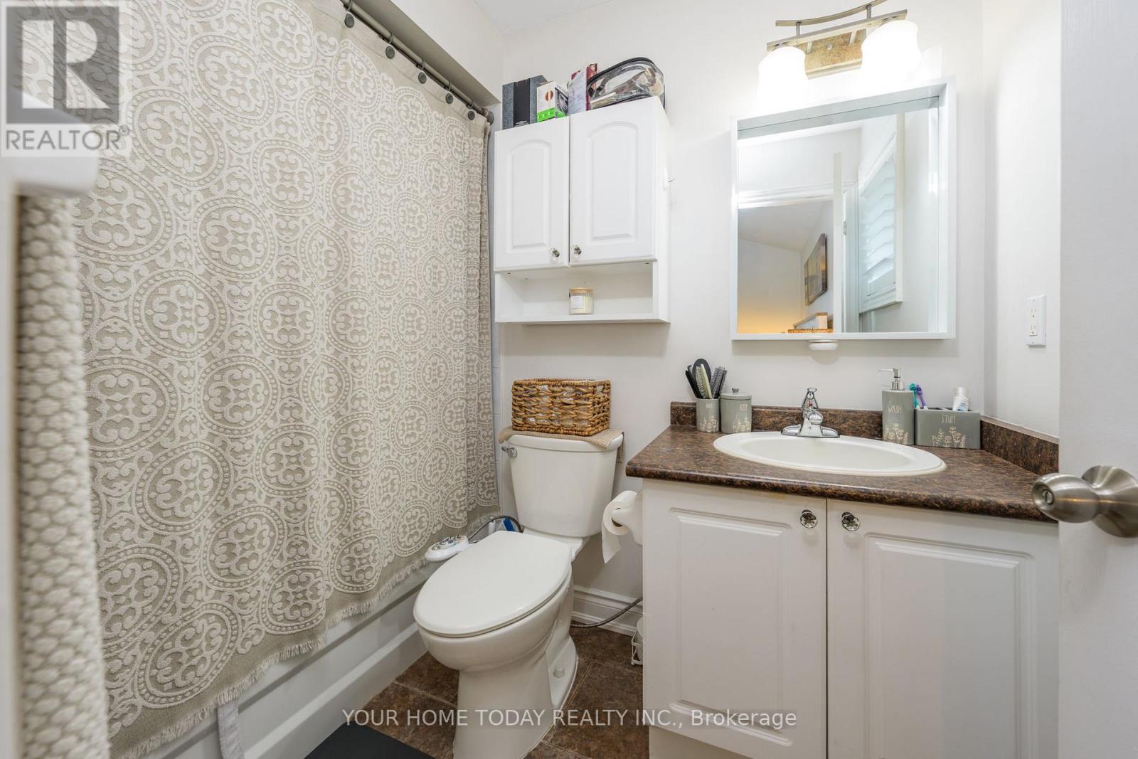 49 Miller Drive, Halton Hills (Georgetown), Ontario  L7G 5P7 - Photo 31 - W12855272