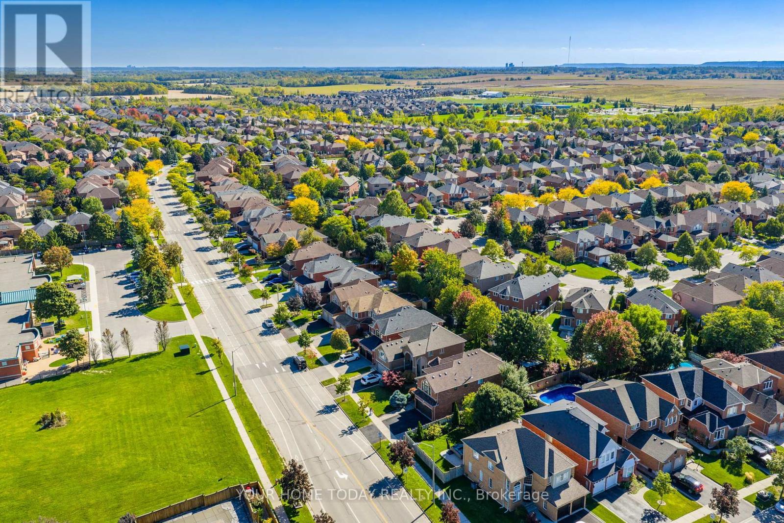 49 Miller Drive, Halton Hills (Georgetown), Ontario  L7G 5P7 - Photo 48 - W12855272