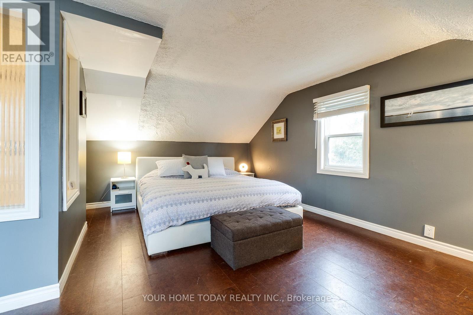 10 Knox Street, Halton Hills (Ac Acton), Ontario  L7J 1C7 - Photo 23 - W12861160