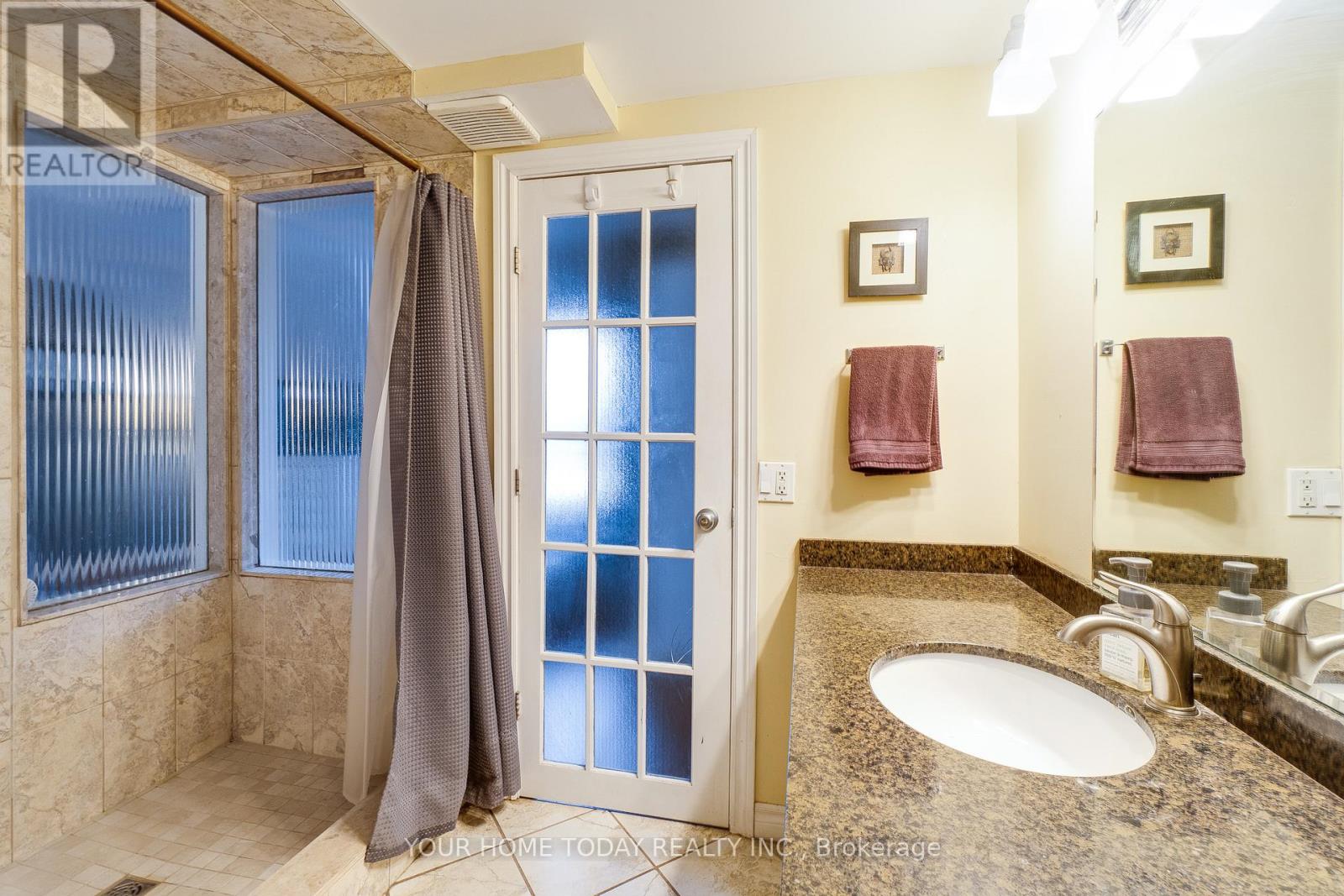 10 Knox Street, Halton Hills (Ac Acton), Ontario  L7J 1C7 - Photo 26 - W12861160