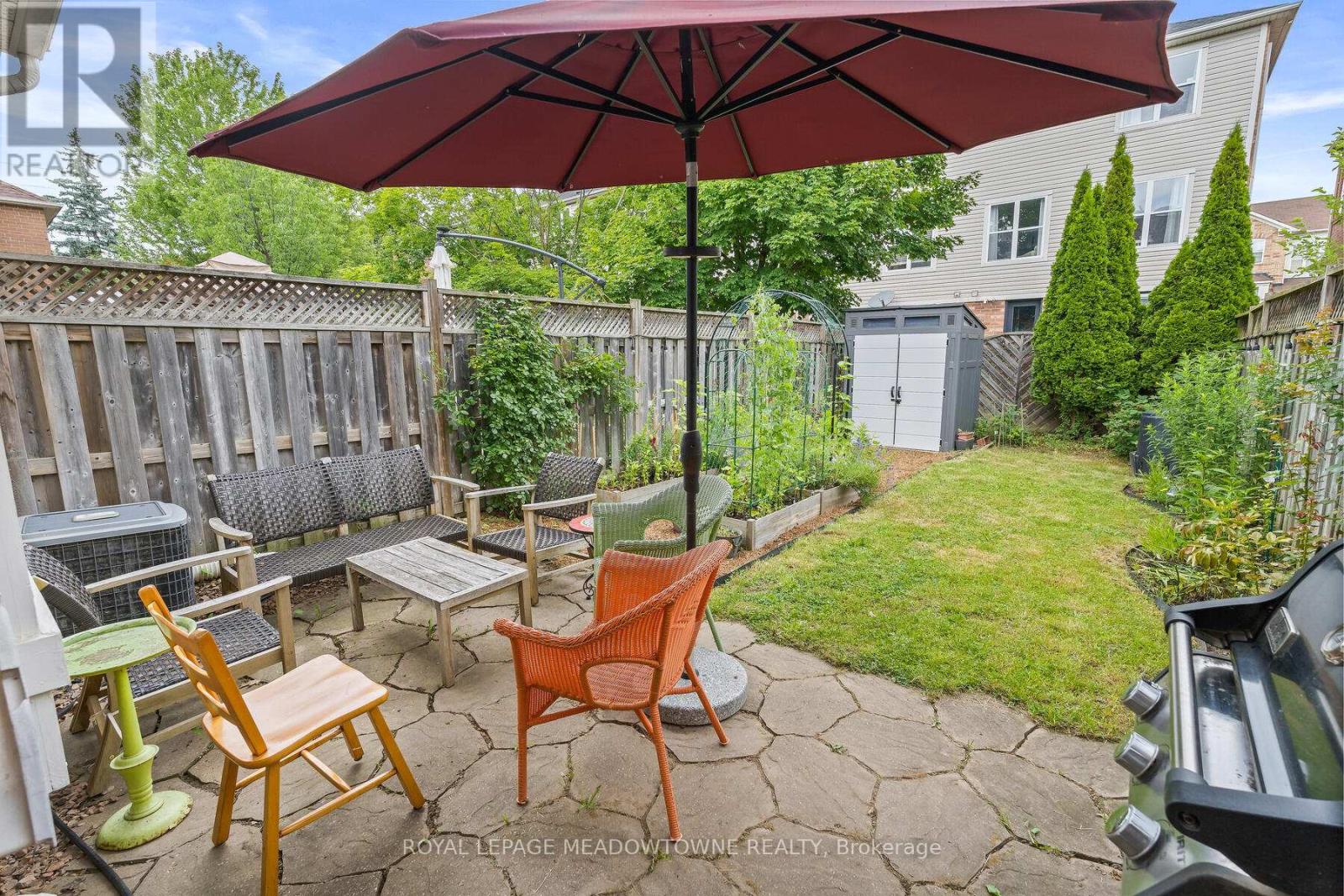 11 Bradley Drive, Halton Hills (Georgetown), Ontario  L7G 6B5 - Photo 30 - W12861794