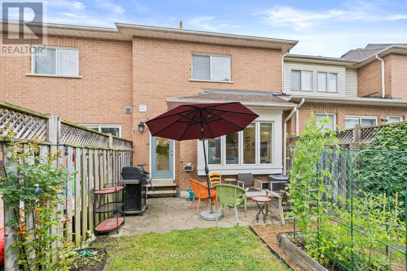 11 Bradley Drive, Halton Hills (Georgetown), Ontario  L7G 6B5 - Photo 34 - W12861794