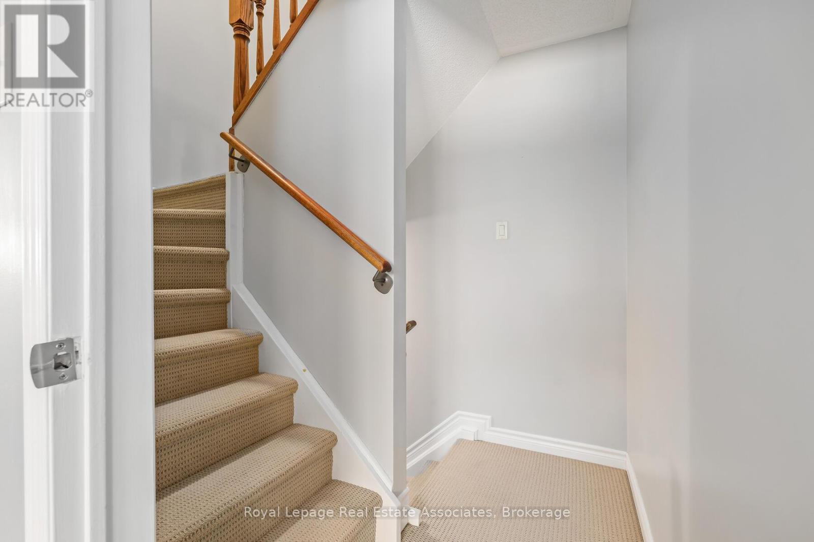 60 - 62 Stewart Maclaren Road, Halton Hills (Georgetown), Ontario  L7G 5L9 - Photo 23 - W12862274