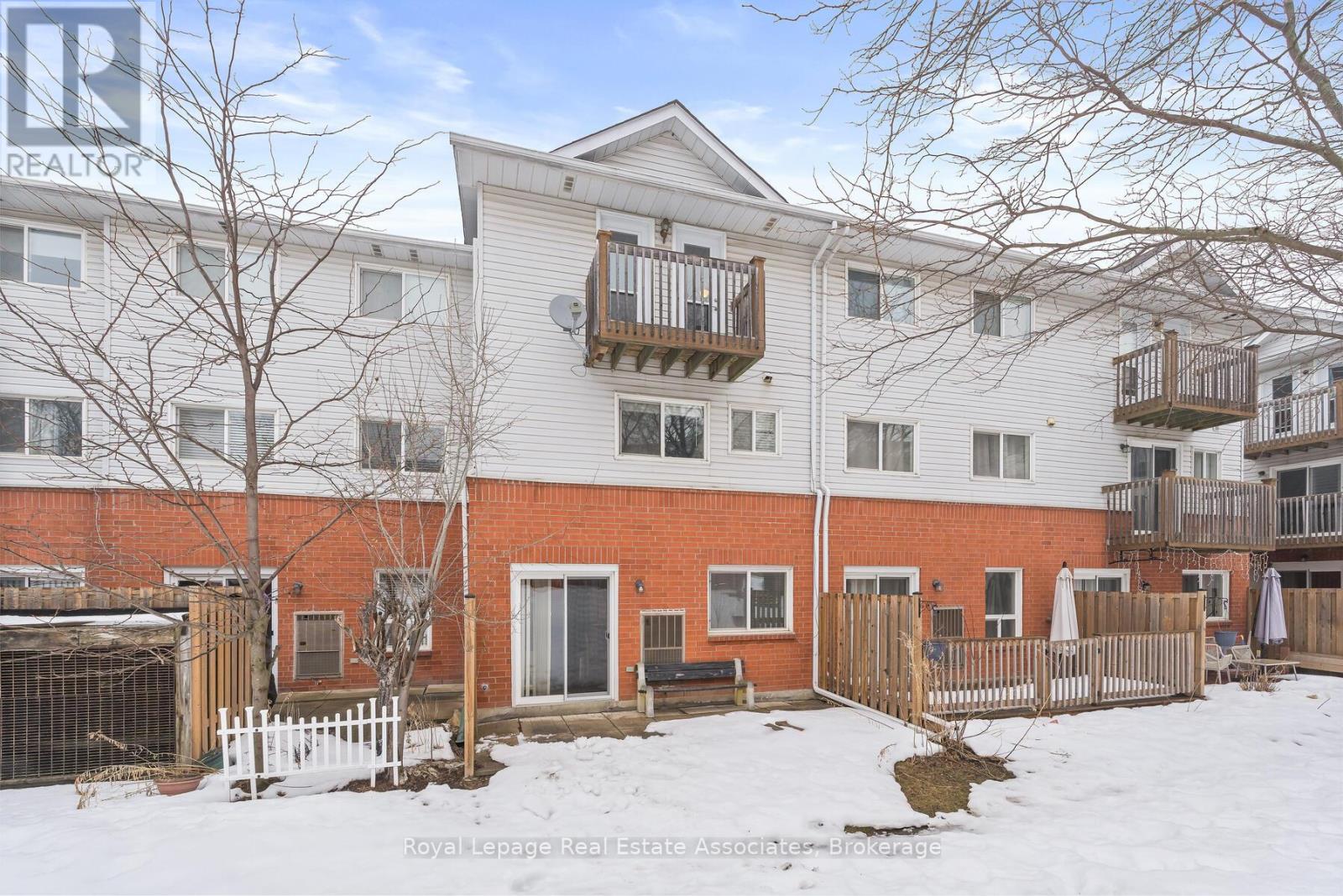 60 - 62 Stewart Maclaren Road, Halton Hills (Georgetown), Ontario  L7G 5L9 - Photo 32 - W12862274